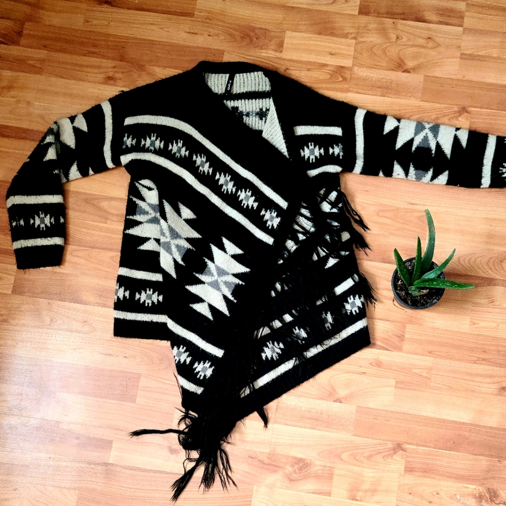 Tobi aztec style warm cardigan